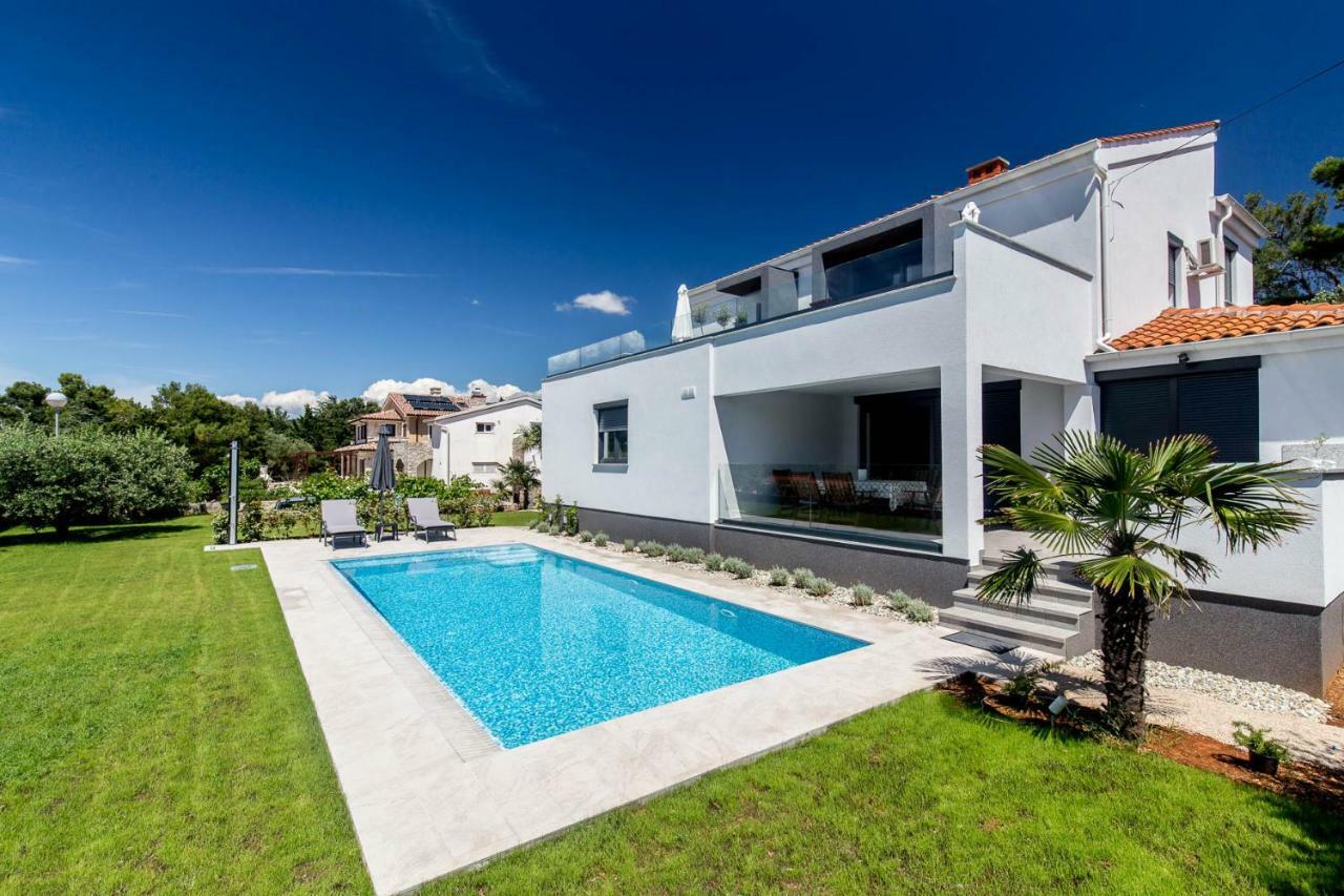Bonihome Apartments Punat Exterior photo